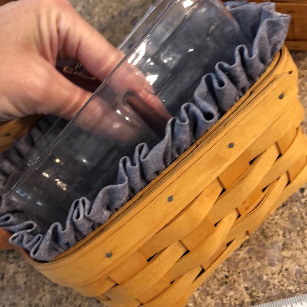 Bundle of 4 Longaberger Baskets Including Collectors Club Membership Basket - Picture 14 of 17
